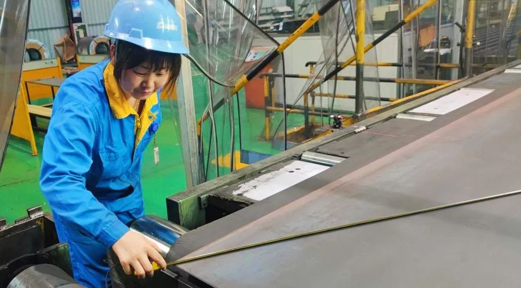 Women’s power–Jianfang Ding , Daming Women’s Contributor