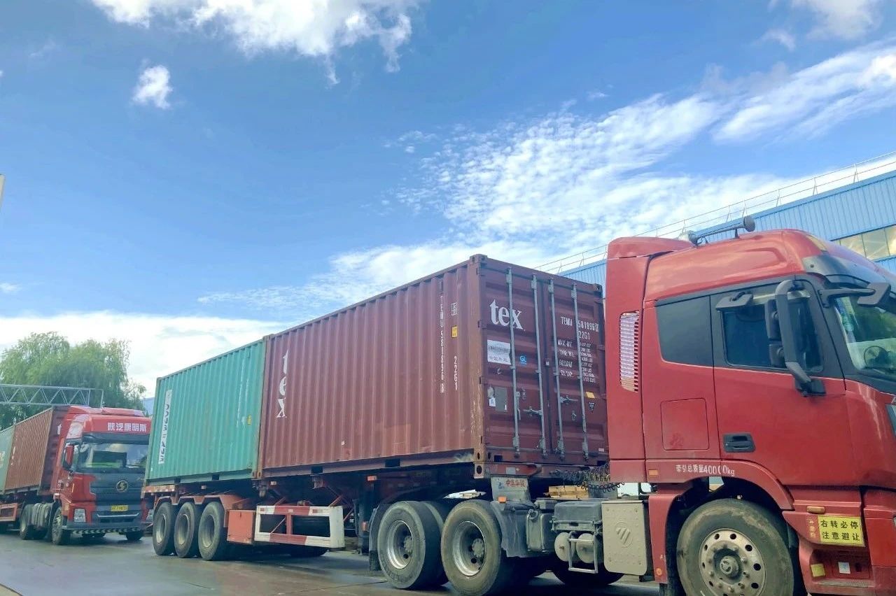 Daming Stainless Steel｜Jiangsu Daming Edelstahlprodukte exportieren verpacken beschäftigt