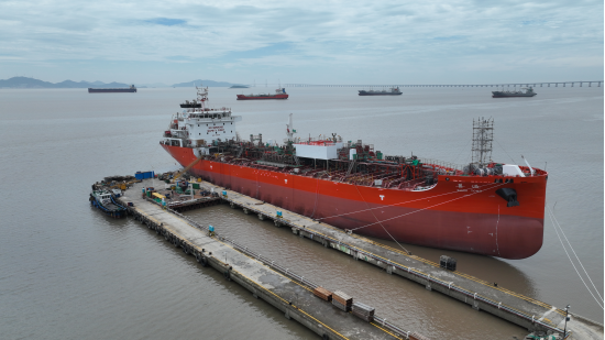 Daming Supports Ningxing to Build a 13000DWT Duplex Stainless Steel Chemical Tanker