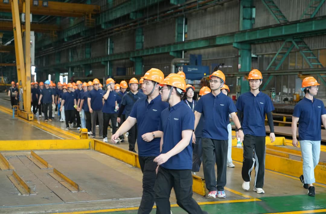 New Recruits of Daming Visits Workshops