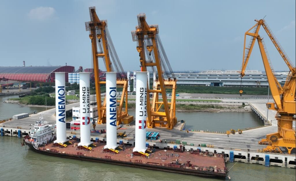ANEMOI Delivers Rotor Sails for U Ming VLOC MV Grand Pioneer