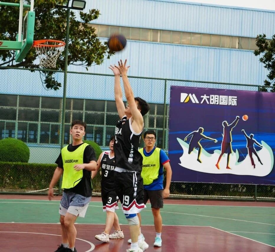 Damingers Competing in the Tournament Damingers Competing in the Tournament