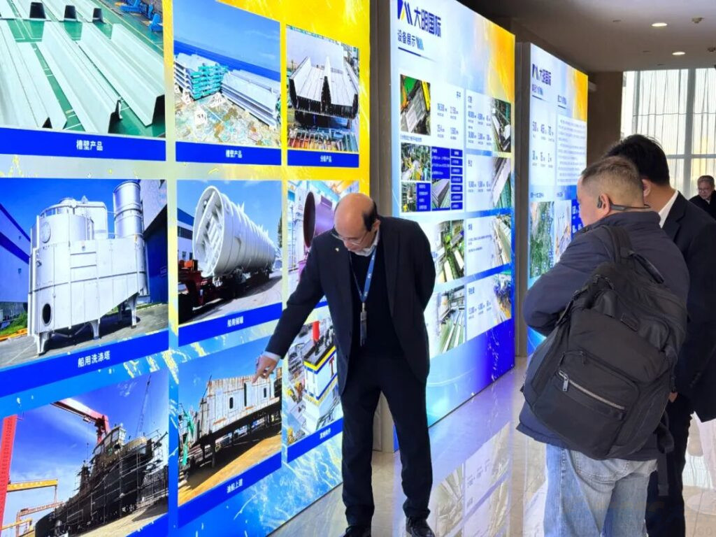 Guests in Open Discussion