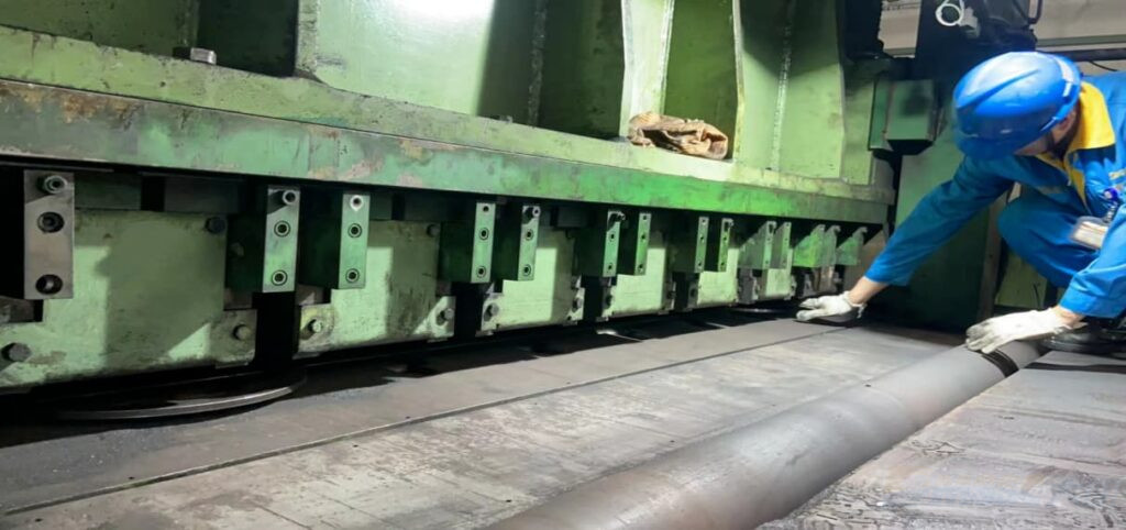 Stress and Parameter Control During Cutting