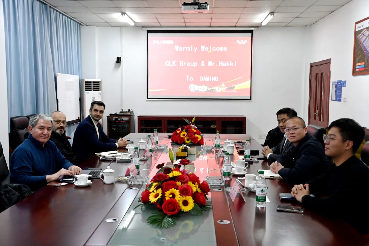 CLK Worldwide Zhenxin International and Daming Having a Meeting