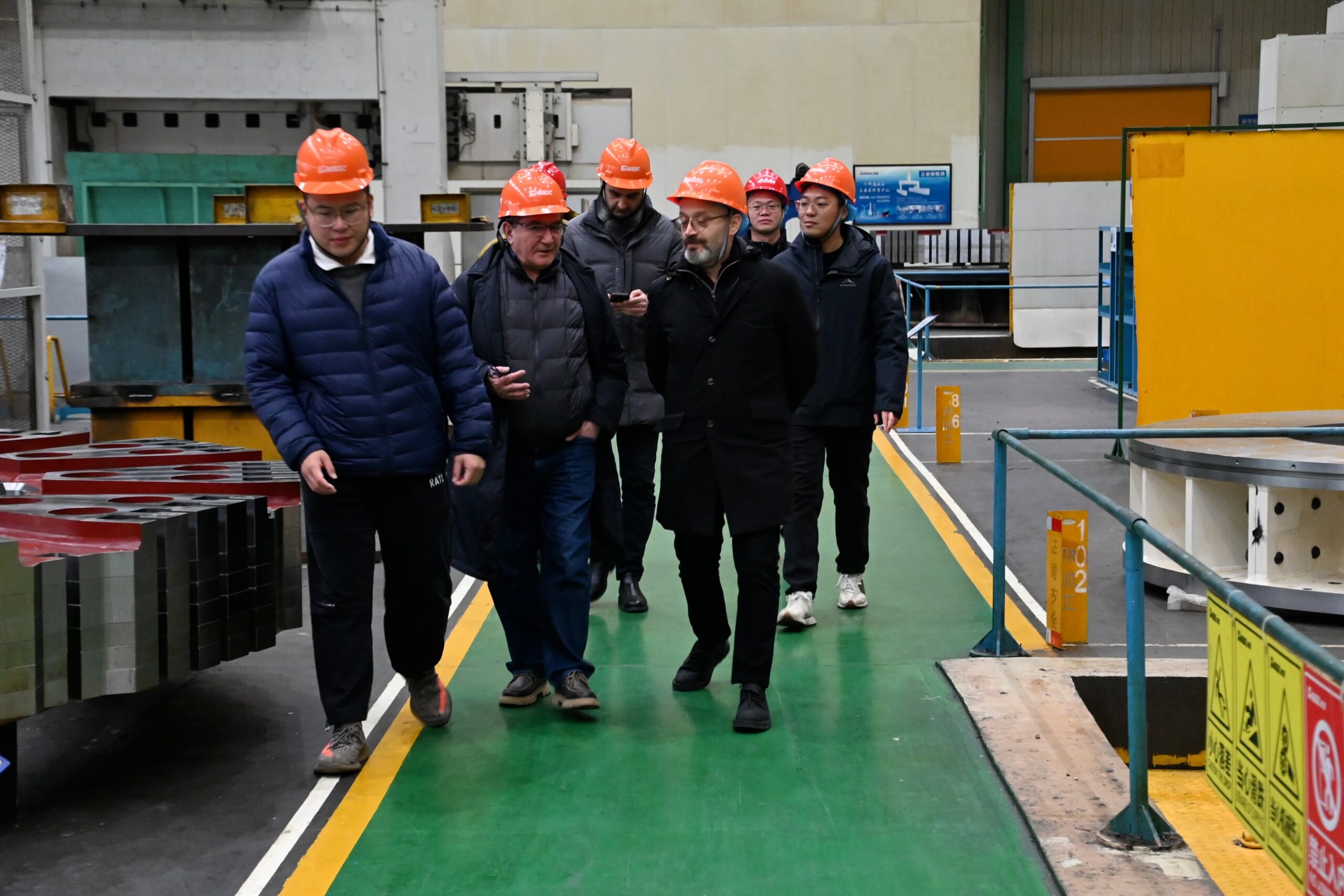 CLK Worldwide and Zhenxin International Visit Damingls Manufacturing Base