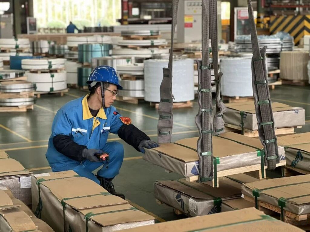 Ma Checking Steel for Shipments