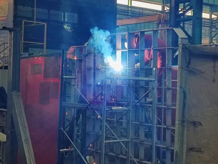 Precision Welding by Daming 1