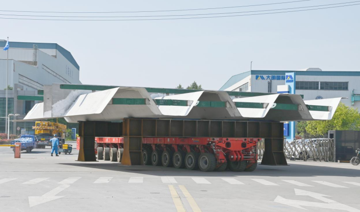 Daming Delivers Hull Section Blocks to Shipyards