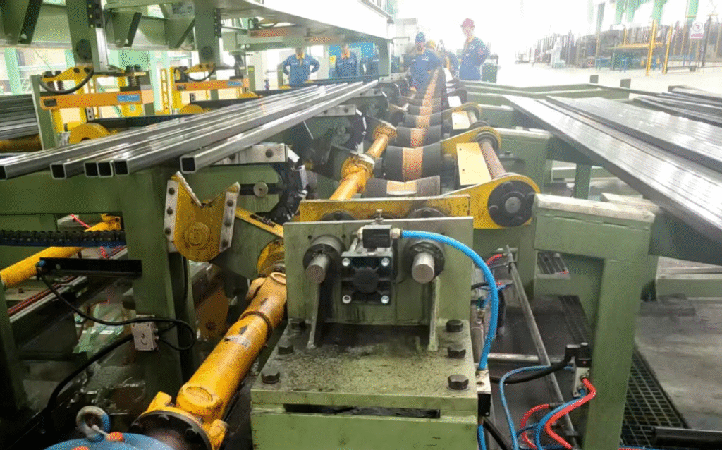 Joint safety inspection of the roll forming production line 1