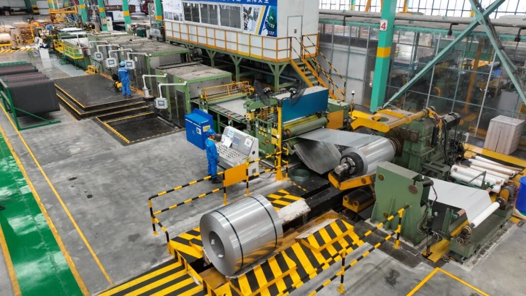 New automated stainless steel finishing line at Wuxi Daming New automated stainless steel finishing line at Wuxi Daming
