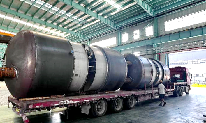 Batch delivery of customized atmospheric tanks 1