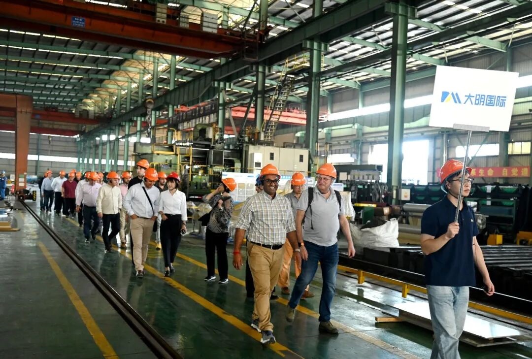Overseas guests visit Damings manufacturing facilities to learn about its processing capabilities and production operations Overseas guests visit Damings manufacturing facilities to learn about its processing capabilities and production operations